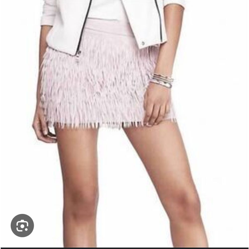 NWT Express Pink Feathered Mini Skirt Size 6 - Picture 12 of 12